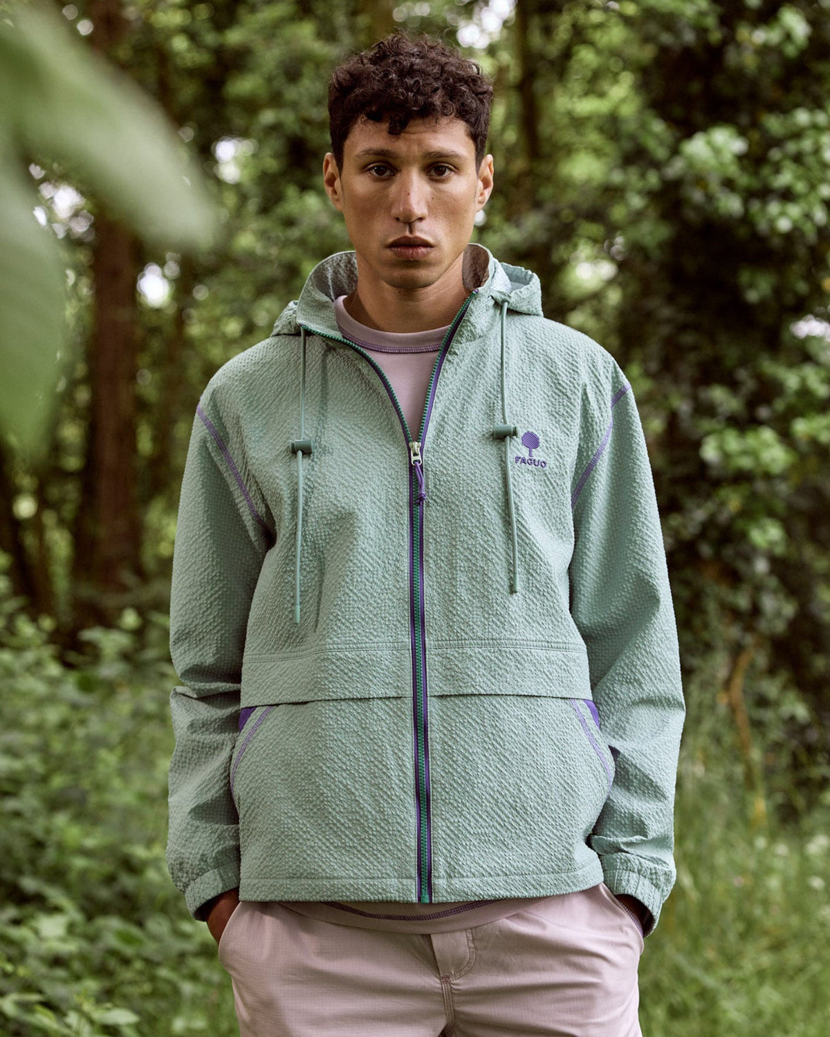 Blouson imperméable vert clair - 1
